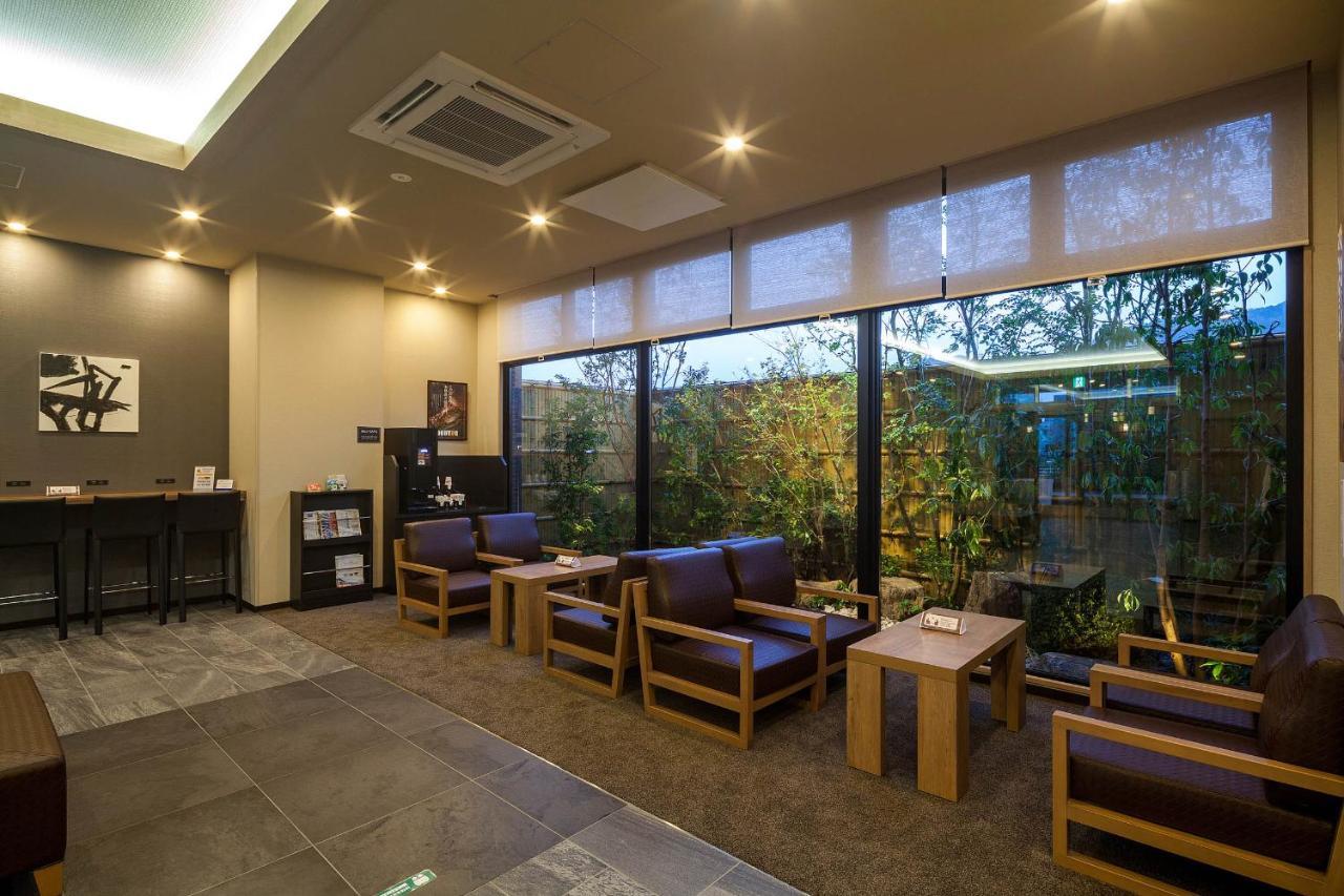 Hotel Route-Inn Tsuyama Ekimae Exteriér fotografie